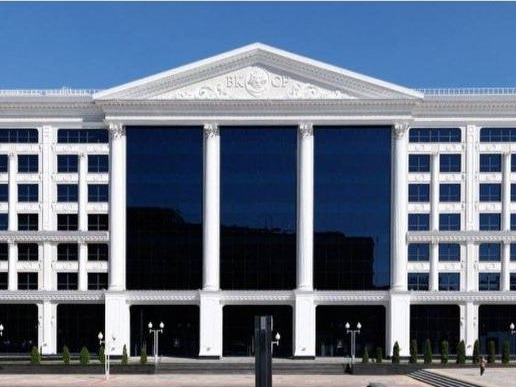 Бизнес-центр Capital Palace — Минск, улица Интернациональная 38